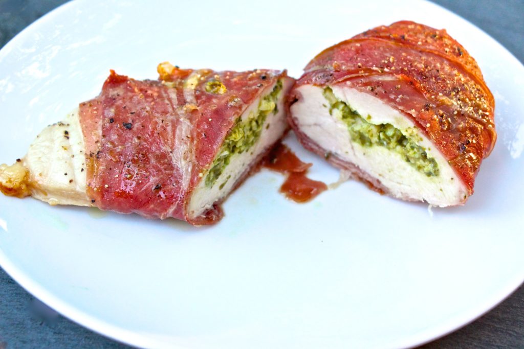 Kip met pesto en parmaham